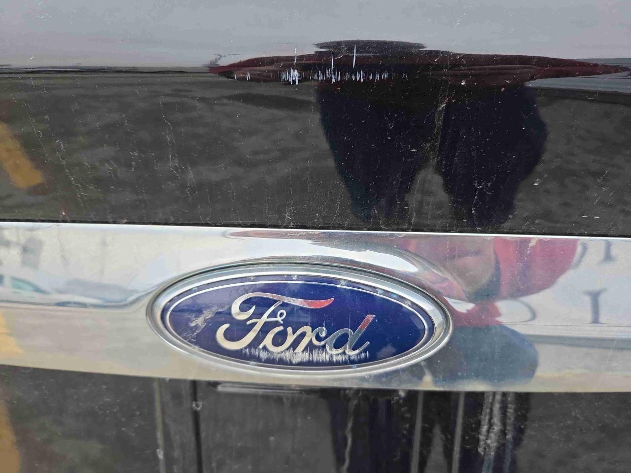 2016 Ford Escape Titanium Photo