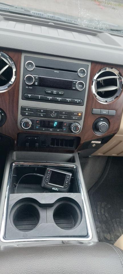 2011 Ford SUPER DUTY F-450 DRW 4WD Crew Cab 172" Lariat - Photo #9