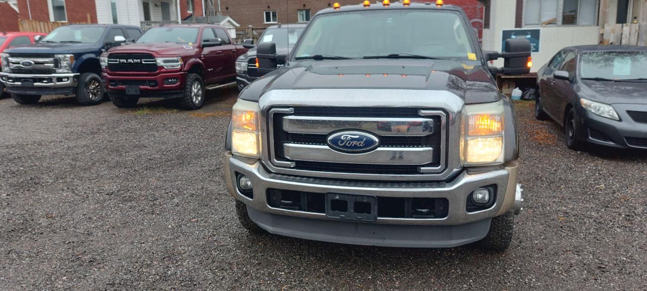 2011 Ford SUPER DUTY F-450 DRW 4WD Crew Cab 172" Lariat - Photo #16
