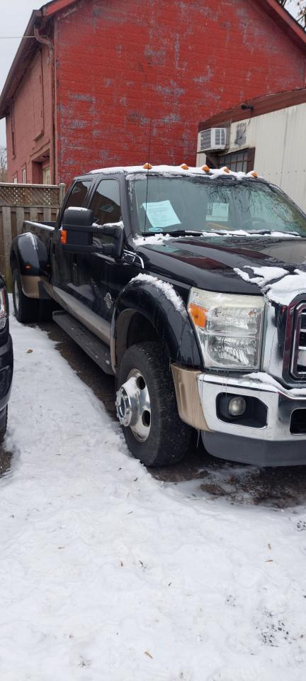 2011 Ford SUPER DUTY F-450 DRW 4WD Crew Cab 172" Lariat Photo