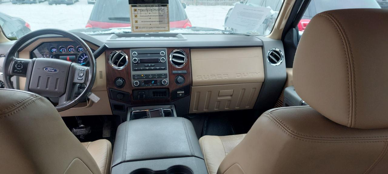 2011 Ford SUPER DUTY F-450 DRW 4WD Crew Cab 172" Lariat Photo