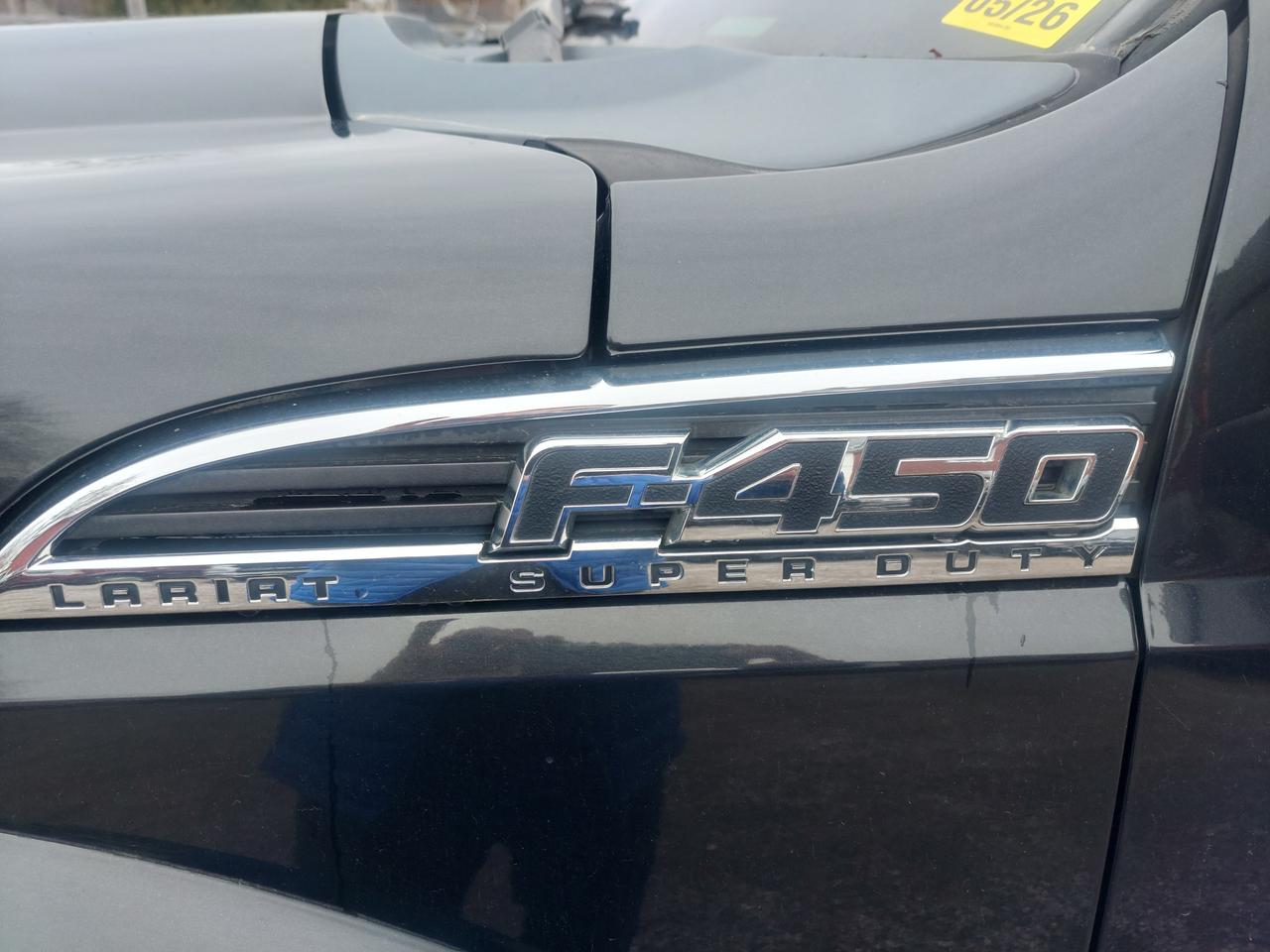2011 Ford SUPER DUTY F-450 DRW 4WD Crew Cab 172" Lariat Photo