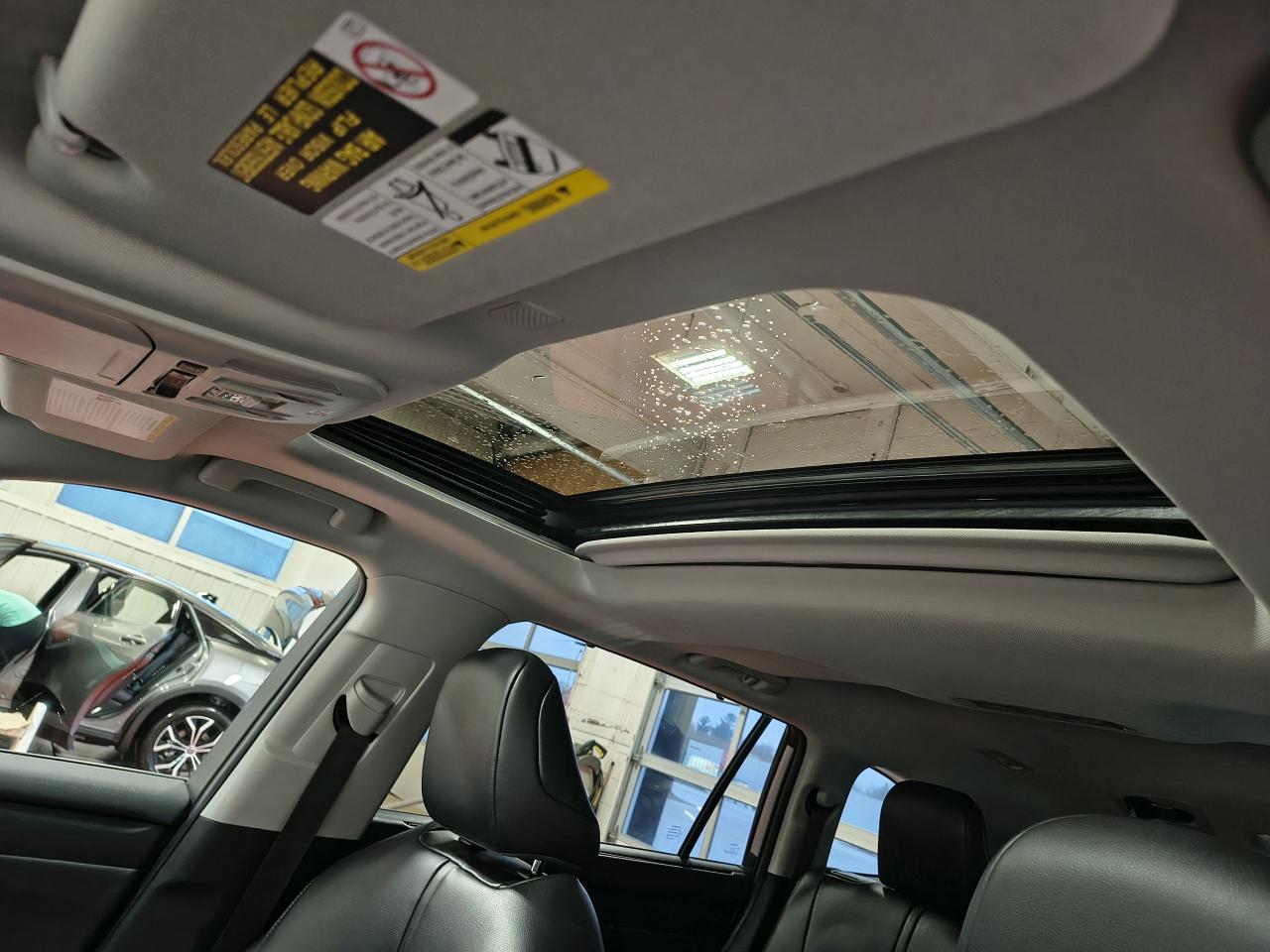 2022 Toyota Highlander XLE Photo0