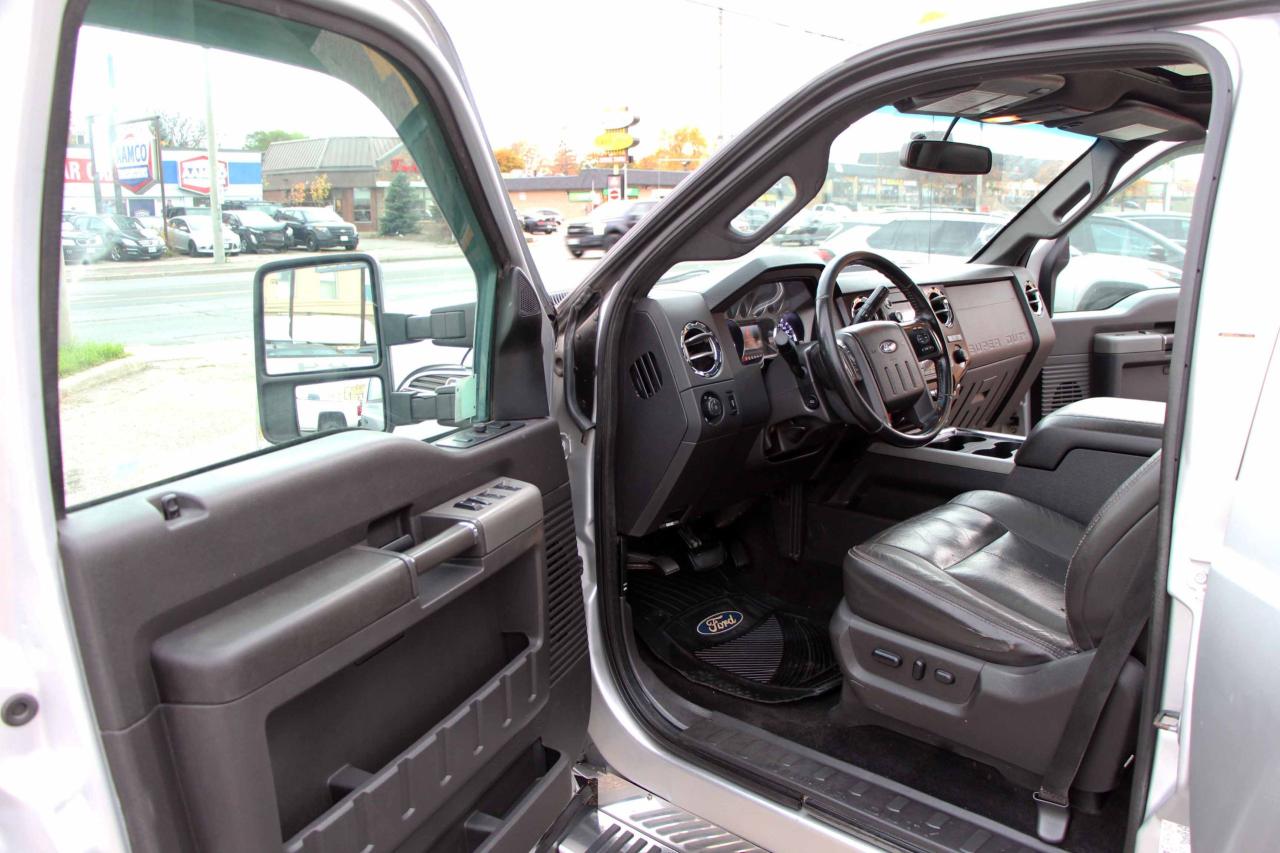 2012 Ford SUPER DUTY F-350 SRW Lariat - Photo #14