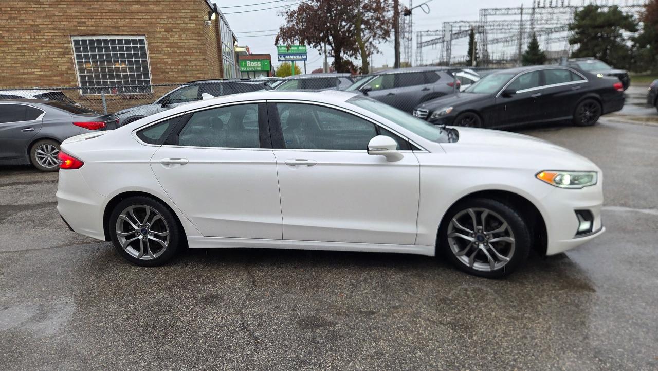 2020 Ford Fusion Hybrid Titanium - Photo #5