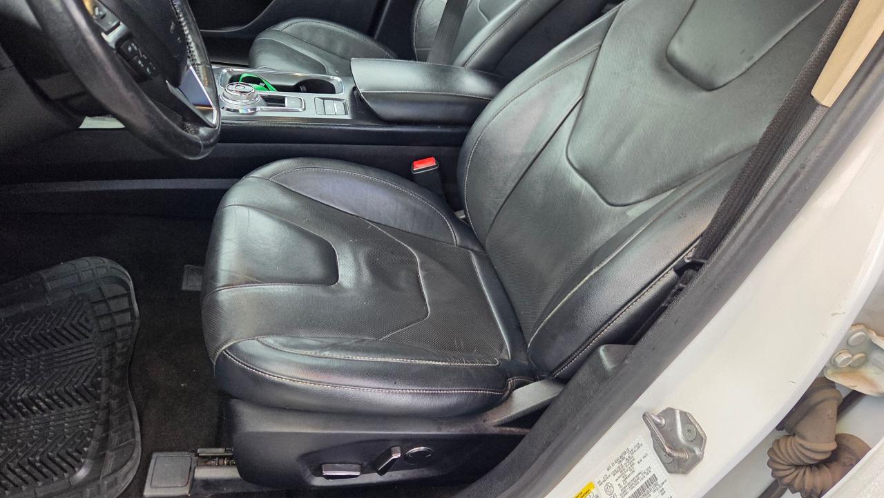 2020 Ford Fusion Hybrid Titanium - Photo #12