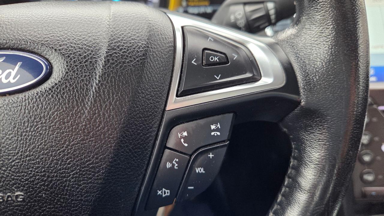 2020 Ford Fusion Hybrid Titanium - Photo #18