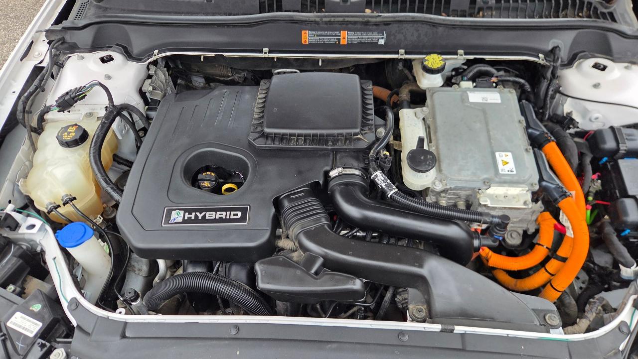 2020 Ford Fusion Hybrid Titanium - Photo #21