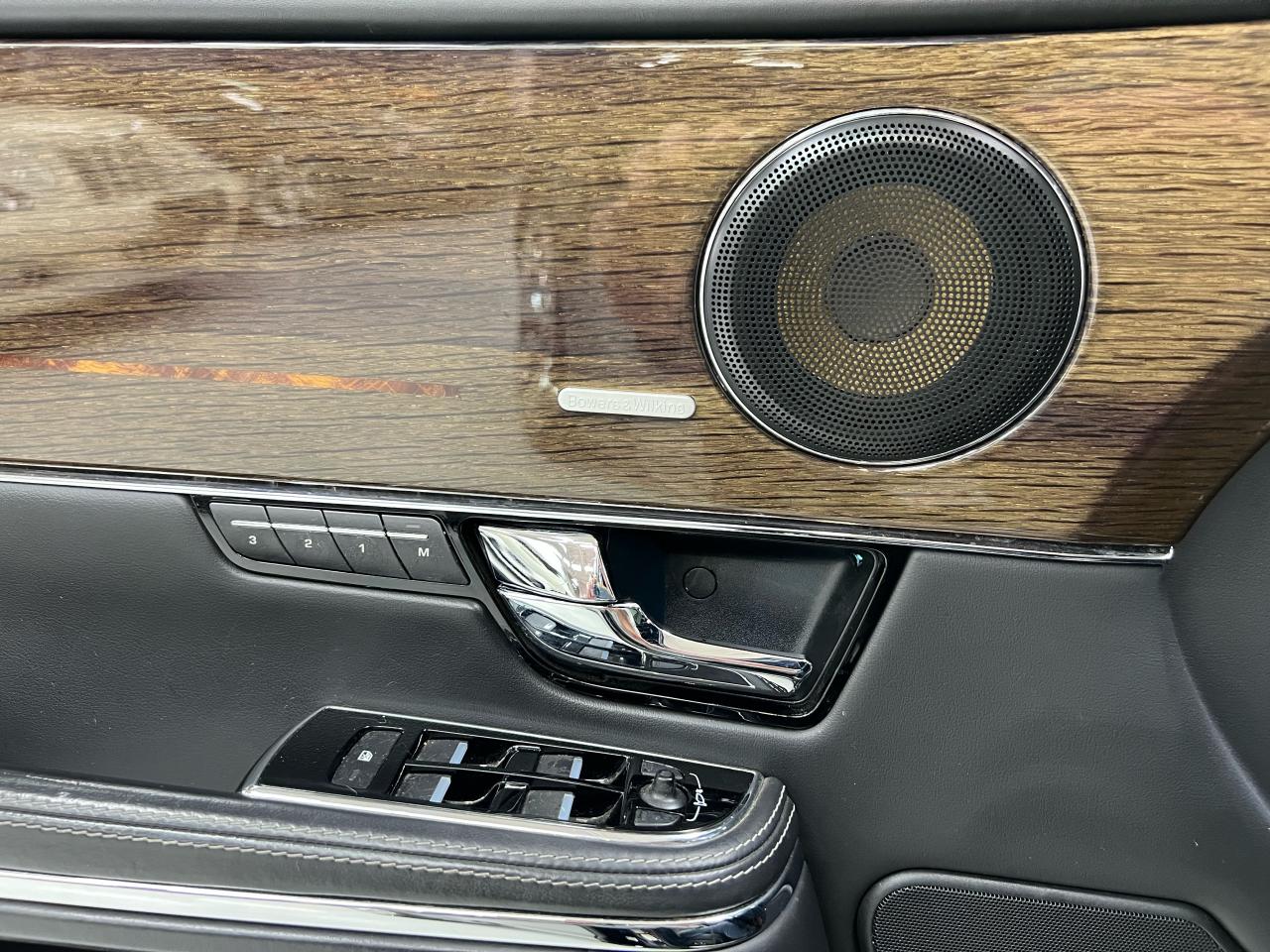 2012 Jaguar XJ XJL Supersport Photo