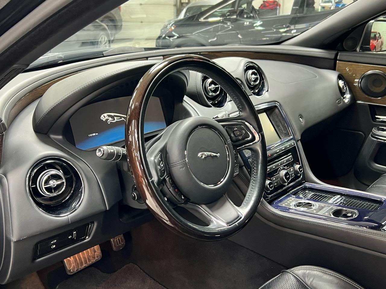 2012 Jaguar XJ XJL Supersport Photo