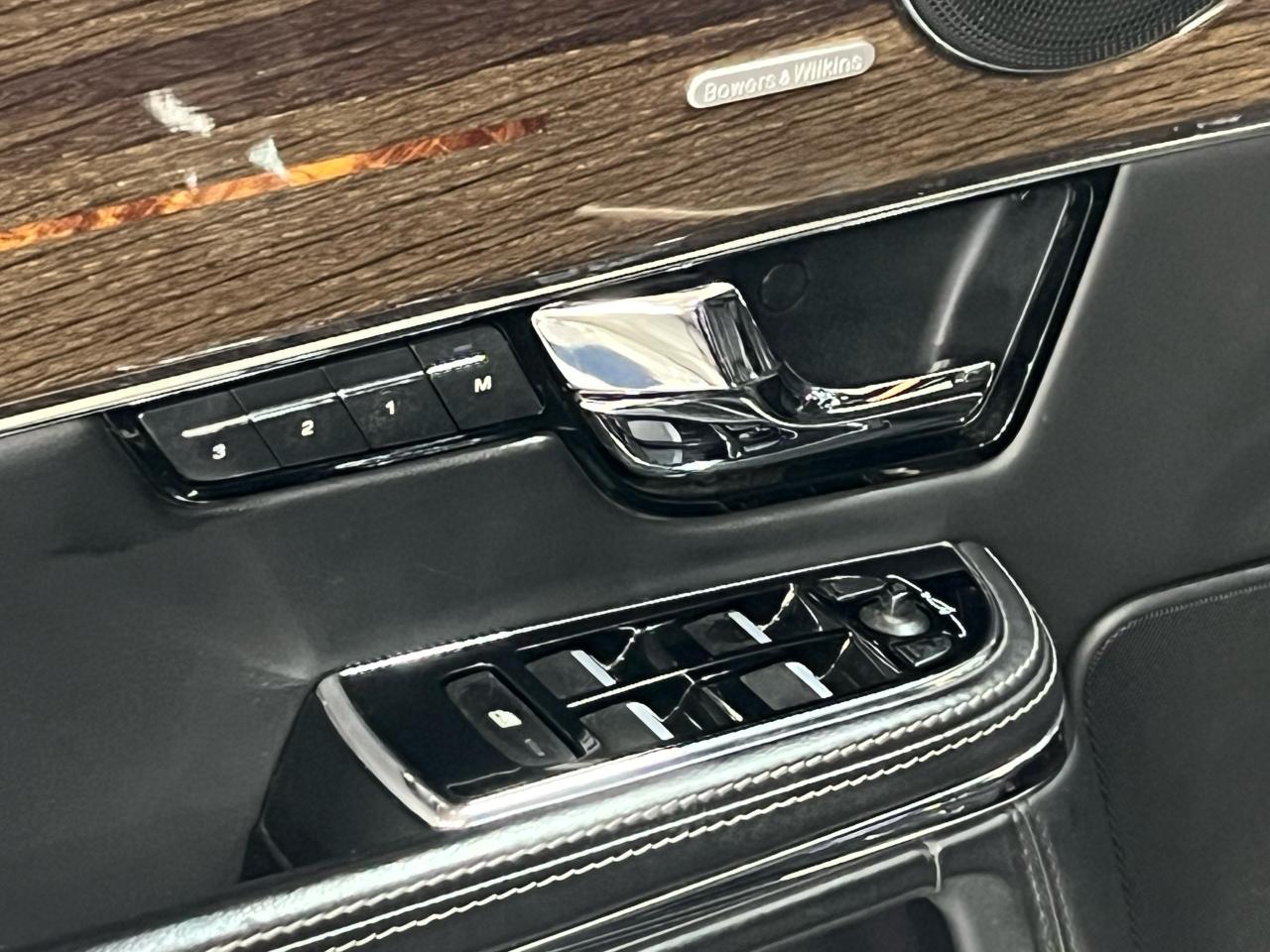 2012 Jaguar XJ XJL Supersport Photo