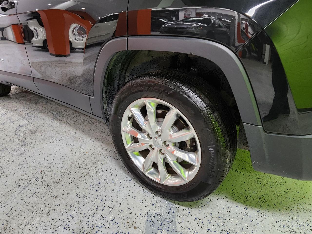 2016 Jeep Cherokee Limited SUNROOF LEATHER 4X4 V6 NAV REAR CAM - Photo #13