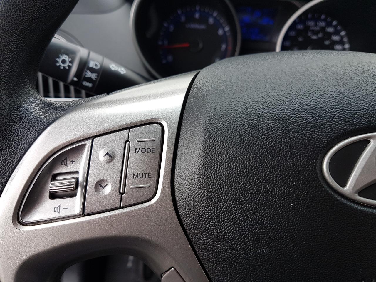 2012 Hyundai Tucson GL *HEATED SEATS* Photo