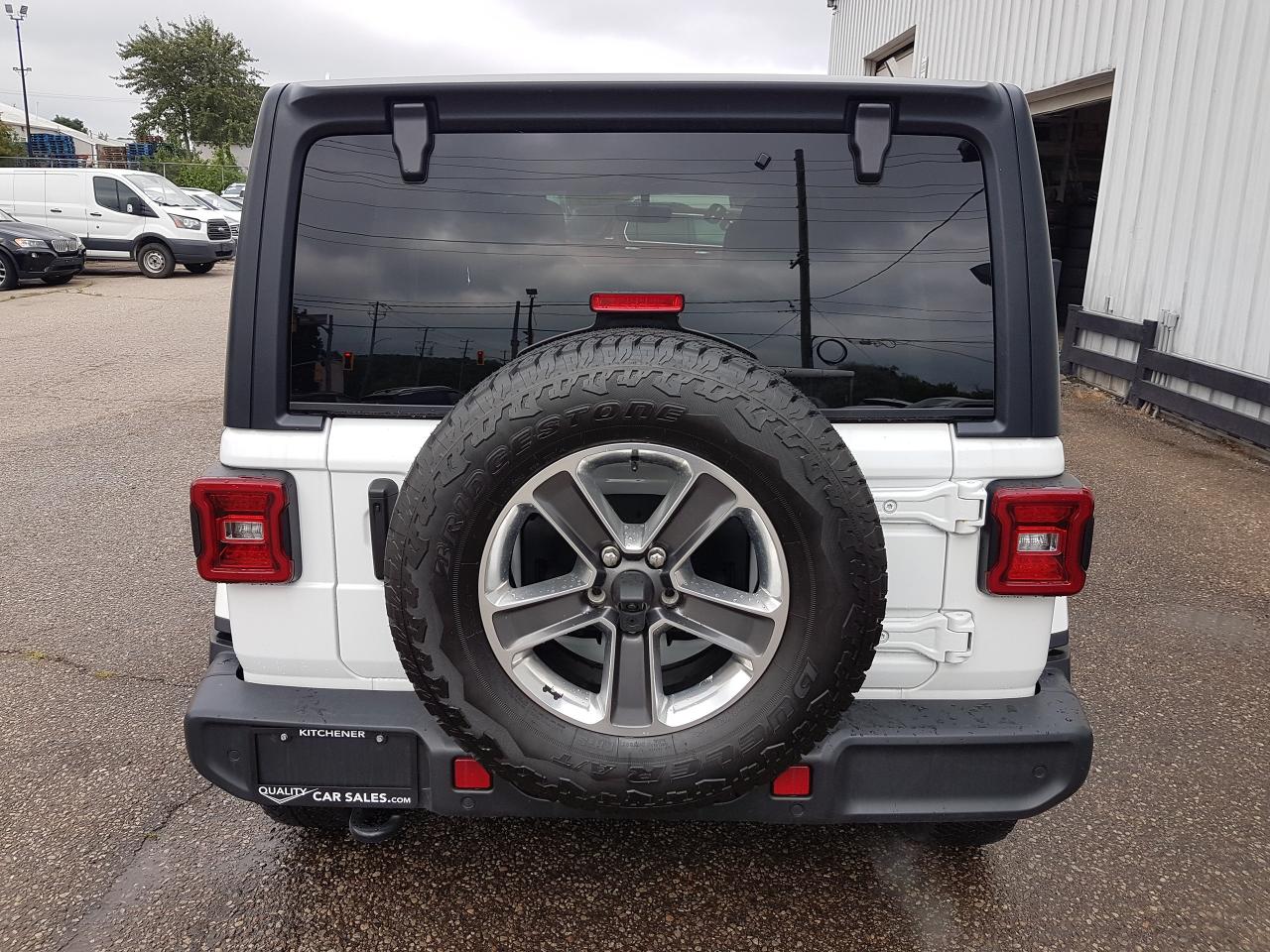 2021 Jeep Wrangler Unlimited Sahara *LEATHER-NAVIGATION* Photo3