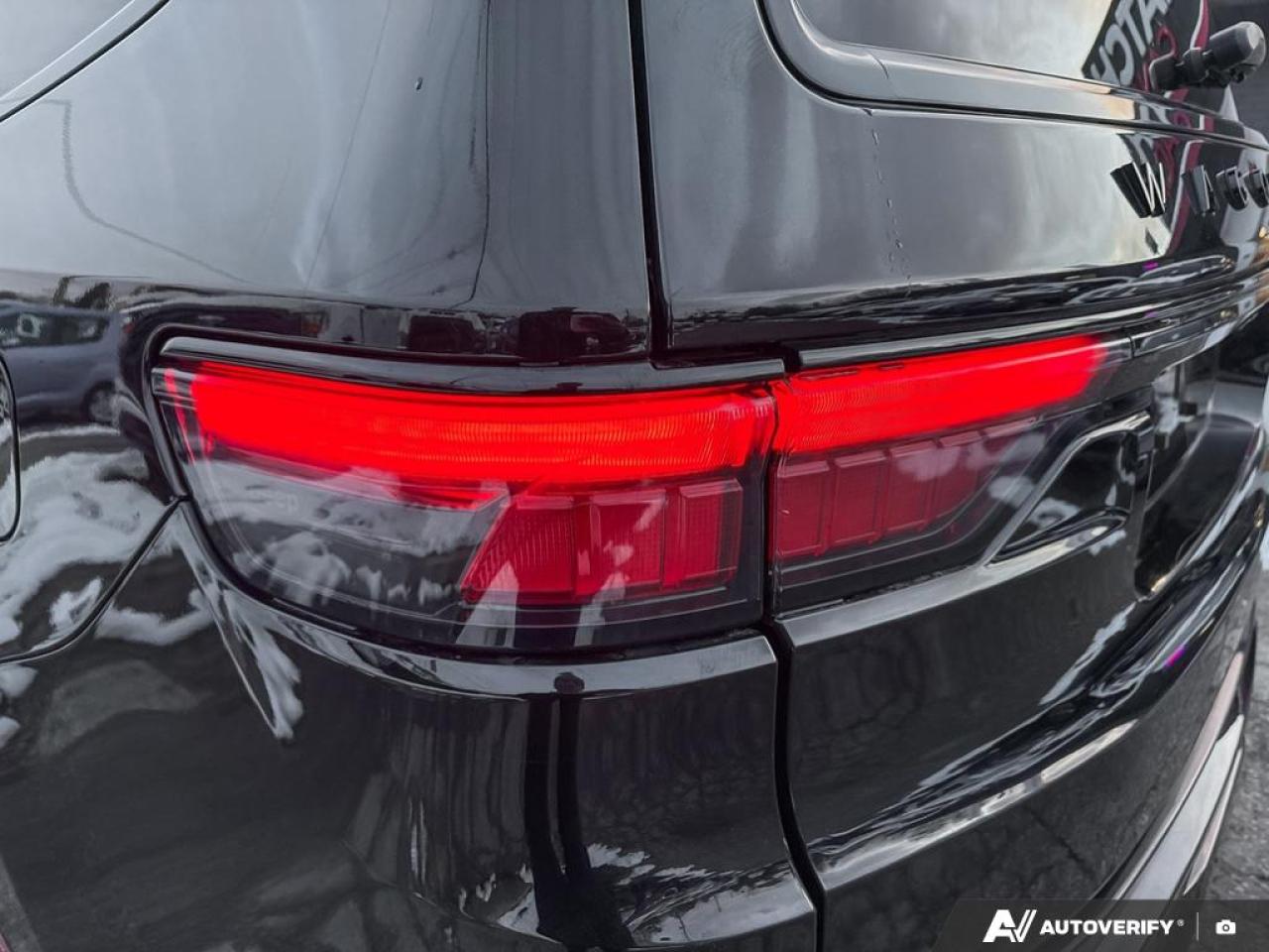 2024 Jeep Wagoneer SERIES II CARBIDE / NO ACCIDENTS /LEATHER/ROOF/NAV Photo