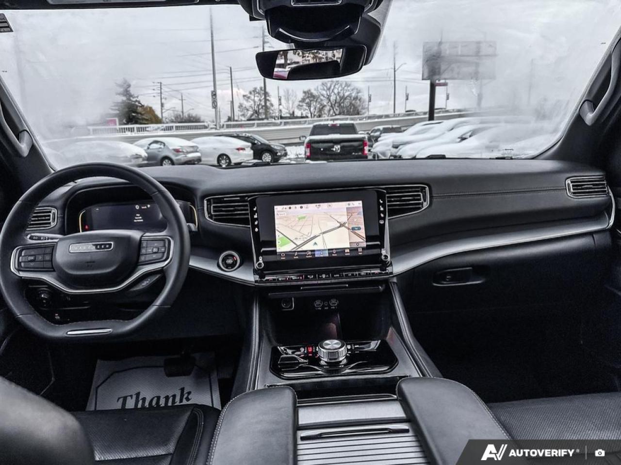 2024 Jeep Wagoneer SERIES II CARBIDE / NO ACCIDENTS /LEATHER/ROOF/NAV Photo