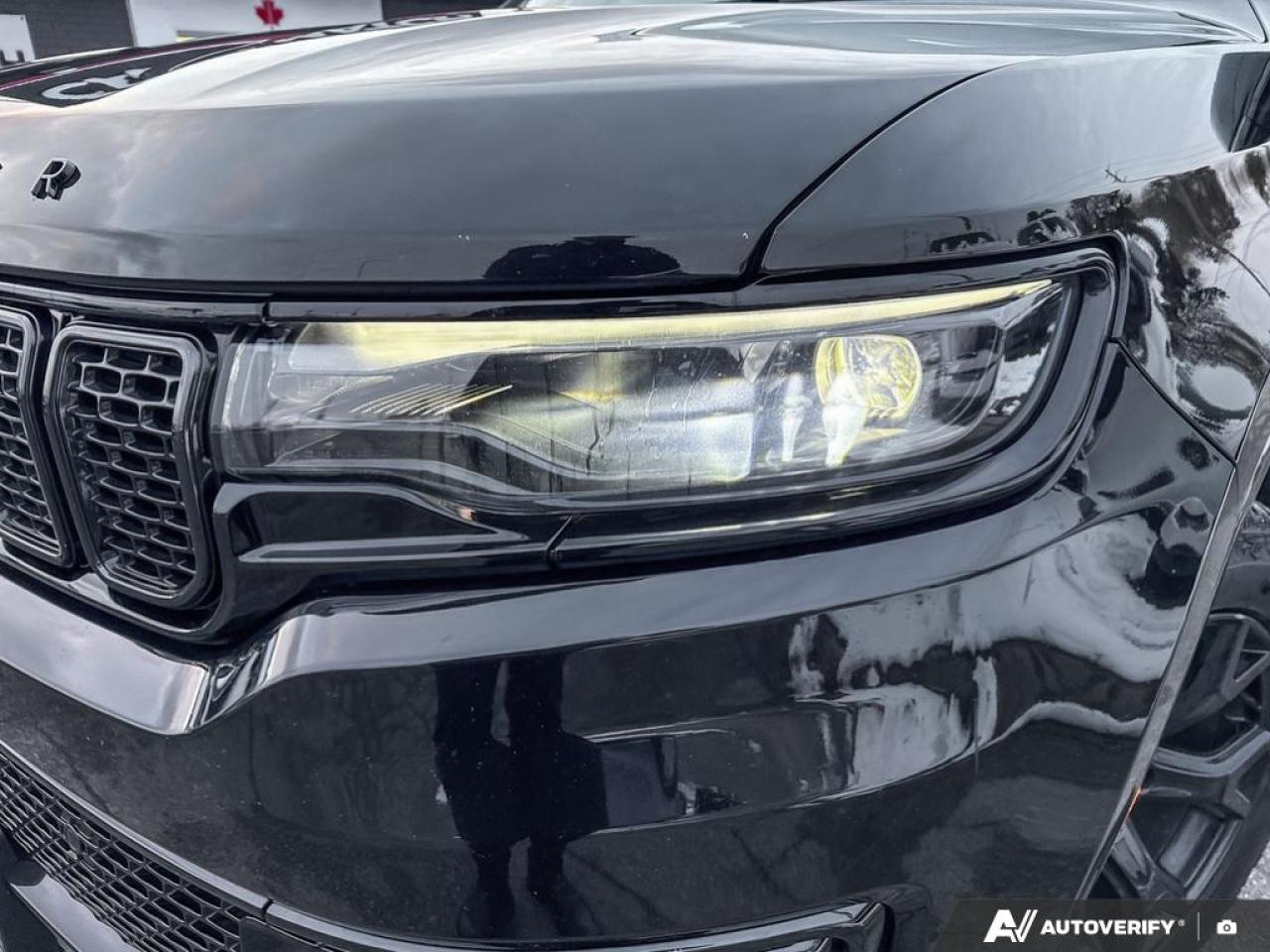 2024 Jeep Wagoneer SERIES II CARBIDE / NO ACCIDENTS /LEATHER/ROOF/NAV Photo