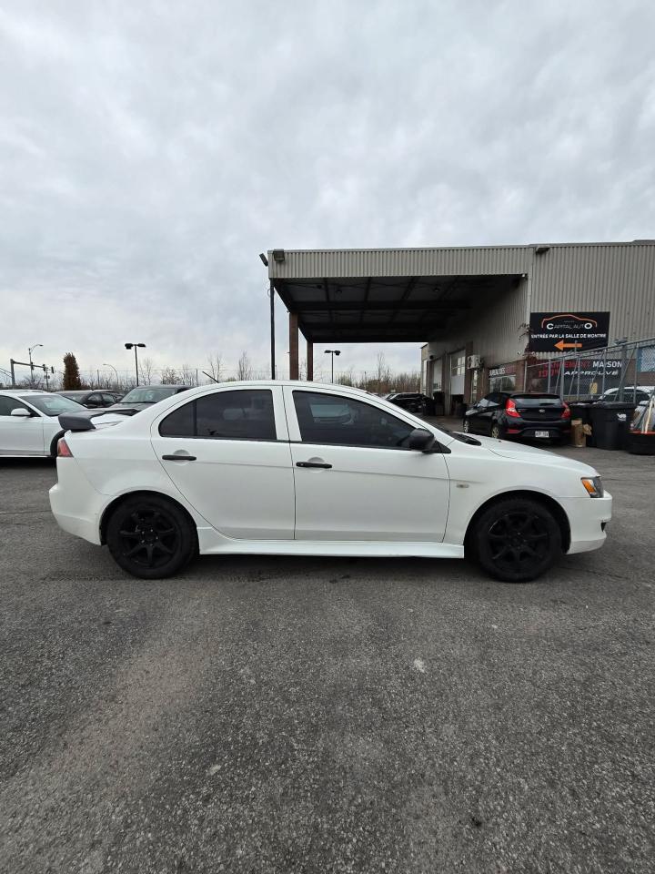 2015 Mitsubishi Lancer DE - Photo #3