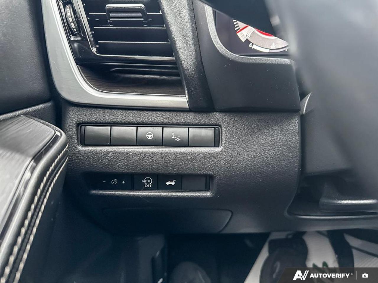 2023 Nissan Rogue PLATINUM / NAV / PANO ROOF / LEATHER / AWD Photo