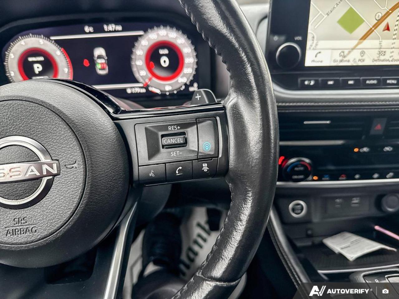 2023 Nissan Rogue PLATINUM / NAV / PANO ROOF / LEATHER / AWD Photo