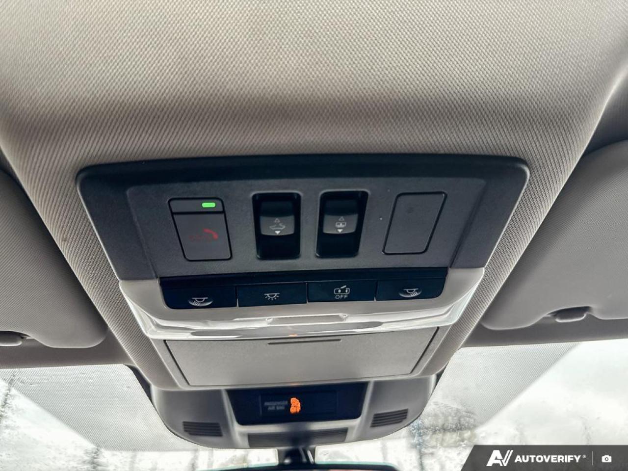 2023 Nissan Rogue PLATINUM / NAV / PANO ROOF / LEATHER / AWD Photo