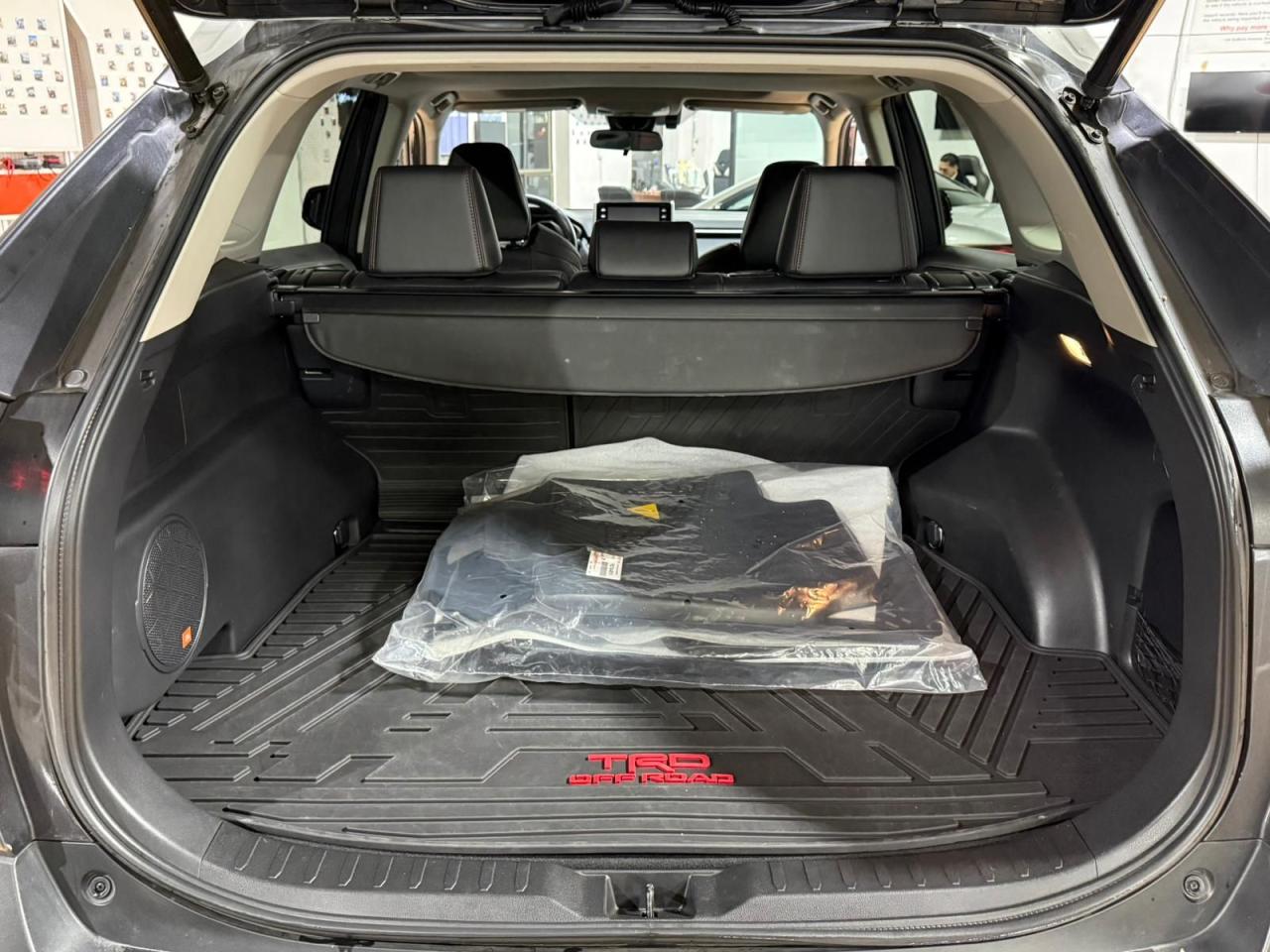 2021 Toyota RAV4 TRAIL AWD |NAVI |SUNROOF|COOLINGSEATS|HEATEDSEATS| - Photo #22