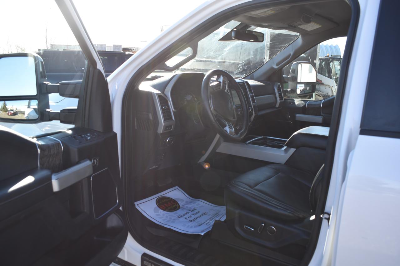 2019 Ford SUPER DUTY F-350 SRW LARIAT 6.7L POWERSTROKE 8 FOOT BOX - Photo #11