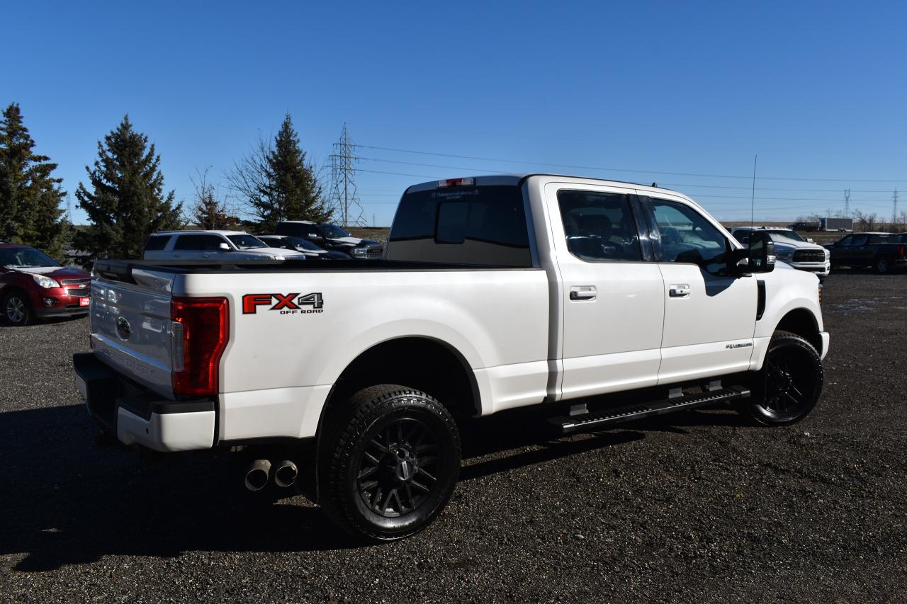 2019 Ford SUPER DUTY F-350 SRW LARIAT 6.7L POWERSTROKE 8 FOOT BOX - Photo #4