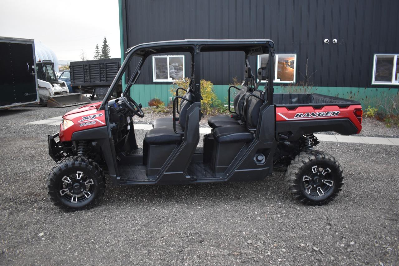 2022 Polaris Ranger 1000 XP CREW 6 SEATER - Photo #2