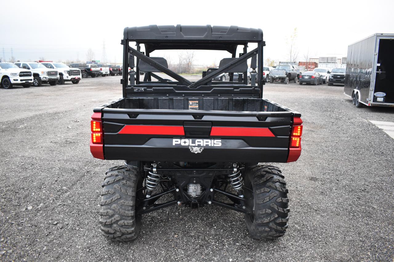 2022 Polaris Ranger 1000 XP CREW 6 SEATER - Photo #4