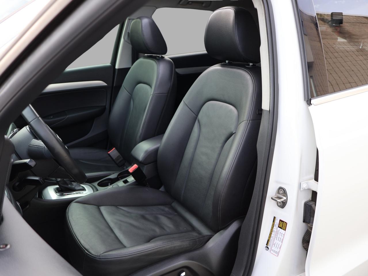 2016 Audi Q3 TECH-S LINE AWD CERTIFIED CAMERA NAV BLUETOOTH LEATHER HEATED P.ROOF P.SENSORS B.SPOT CRUISE ALLOYS - Photo #13