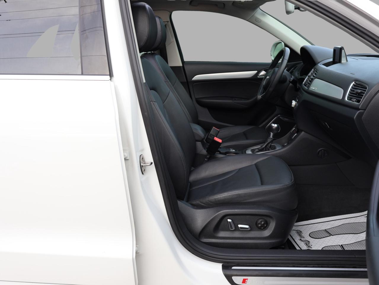 2016 Audi Q3 TECH-S LINE AWD CERTIFIED CAMERA NAV BLUETOOTH LEATHER HEATED P.ROOF P.SENSORS B.SPOT CRUISE ALLOYS - Photo #17