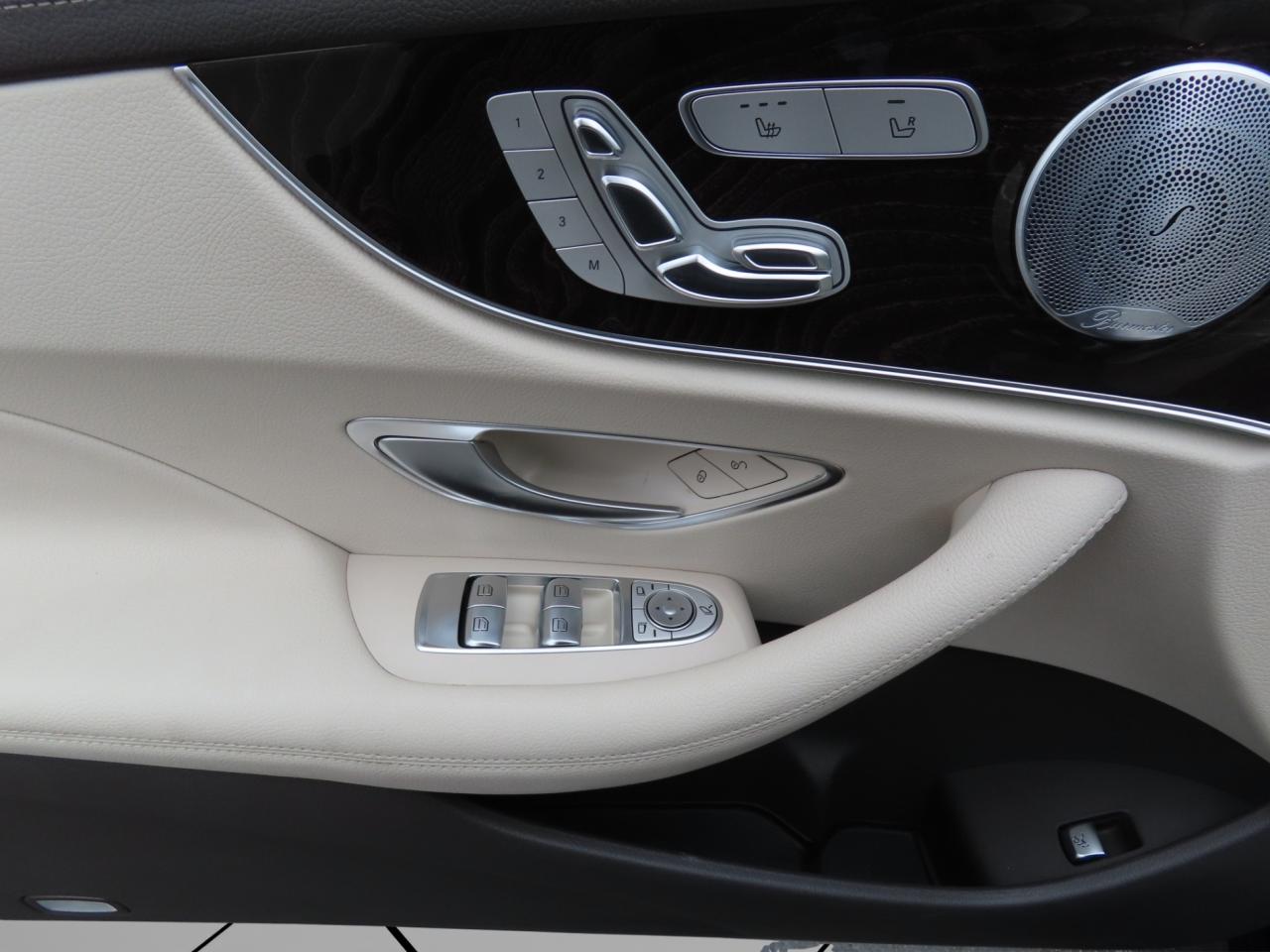 2018 Mercedes-Benz E-Class E400 4MATIC COUPE - AMG PKG - NAVI - LEATHER !! Photo