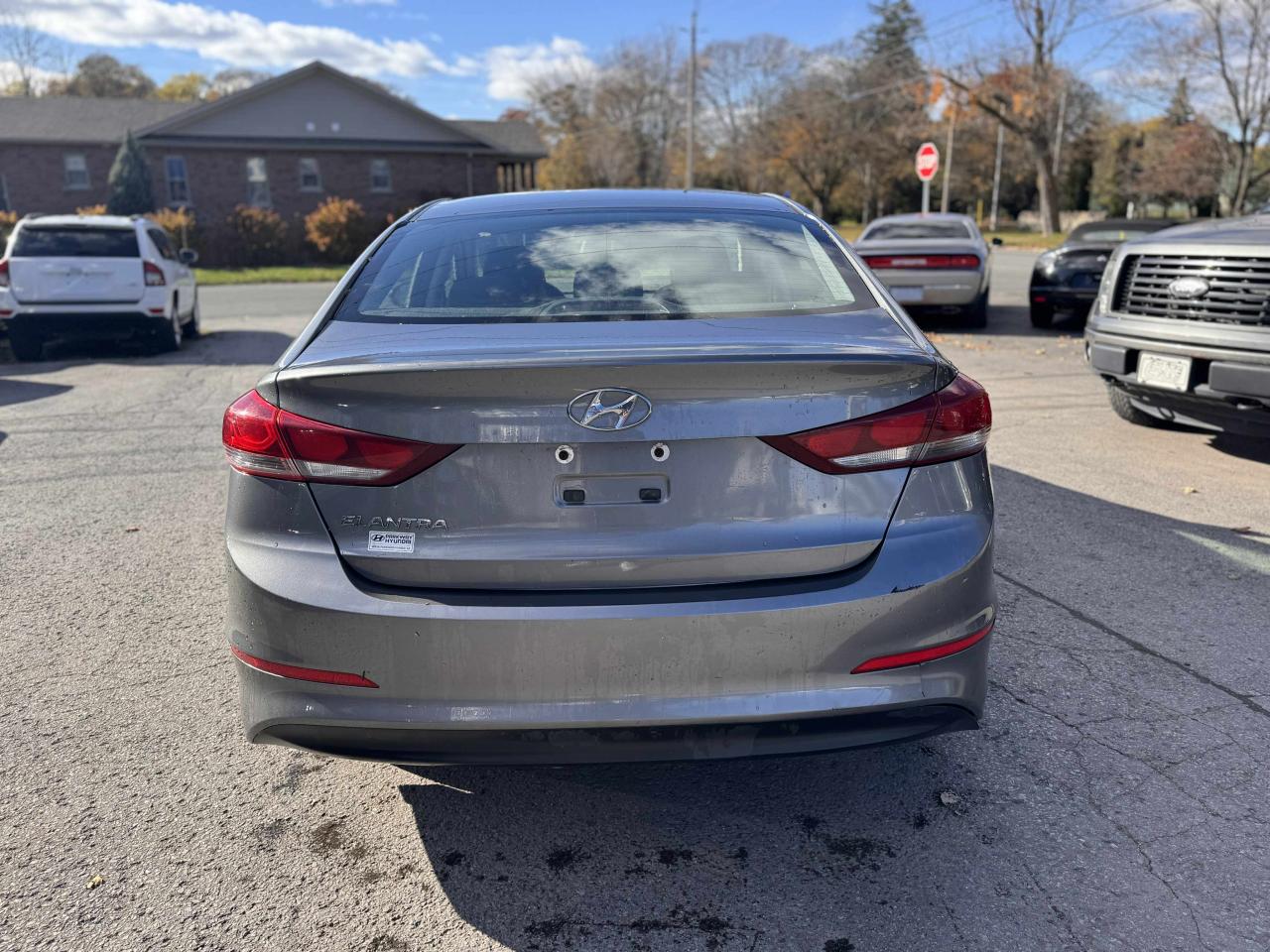 2018 Hyundai Elantra LE - Photo #4