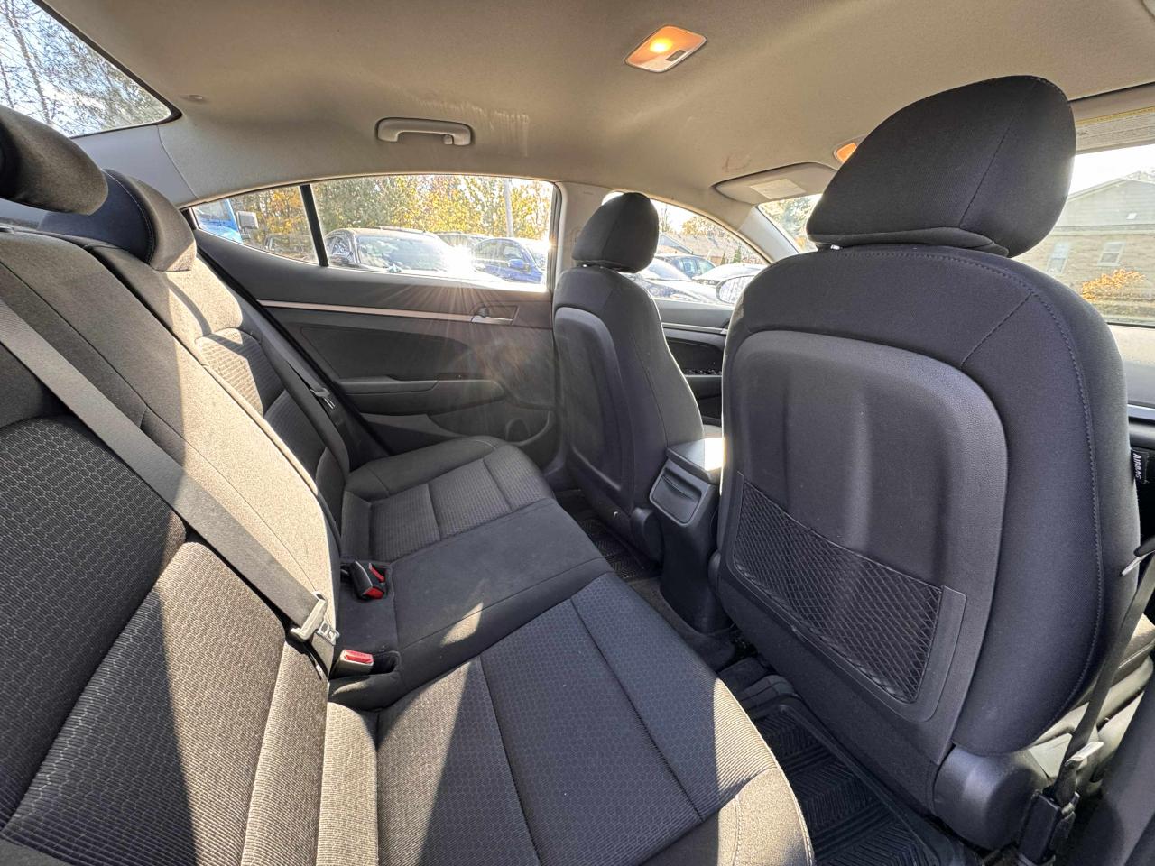 2018 Hyundai Elantra LE - Photo #9