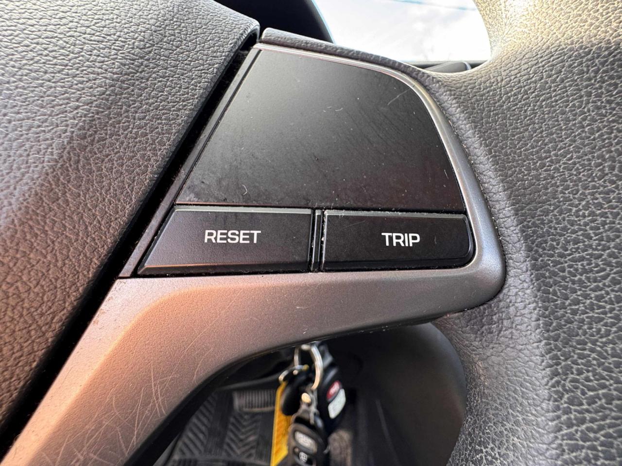 2018 Hyundai Elantra LE - Photo #15