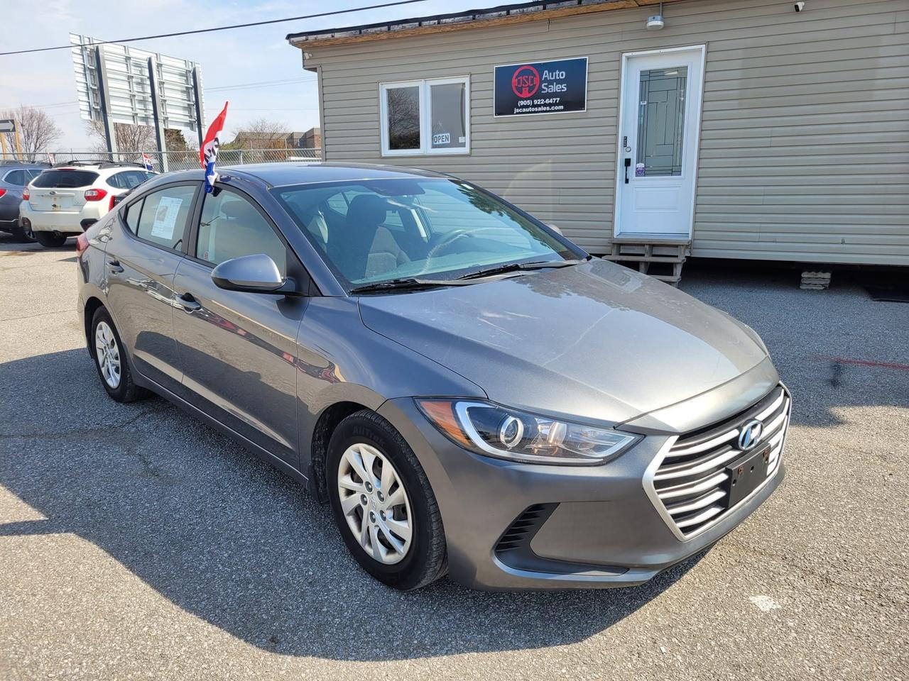 2018 Hyundai Elantra LE Auto Photo0