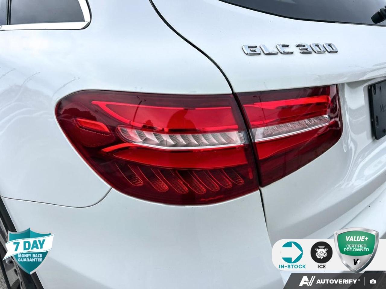 2019 Mercedes GLC 300 4MATIC | ACCIDENT FREE Photo