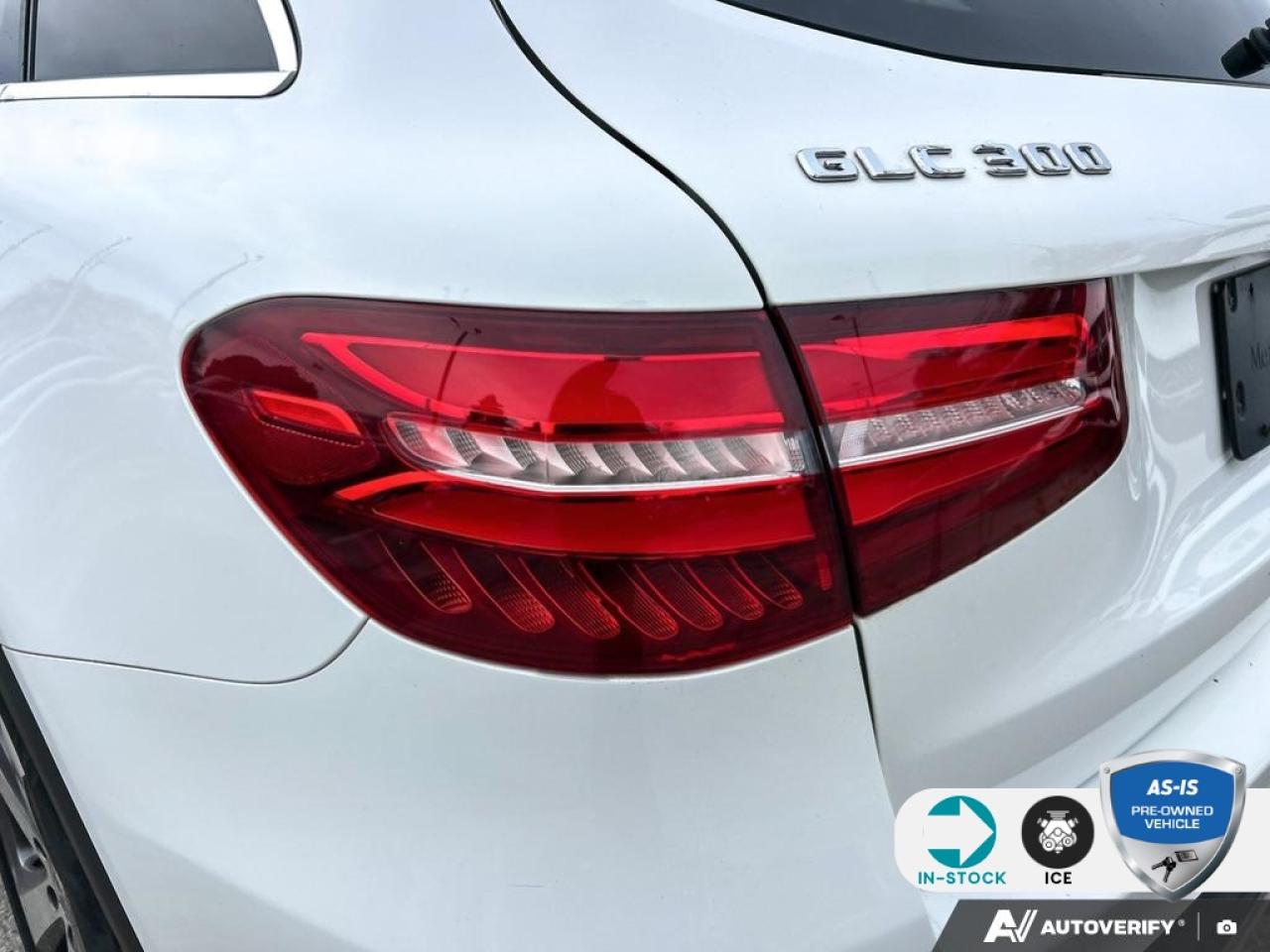 2019 Mercedes GLC 300 4MATIC | ACCIDENT FREE Photo