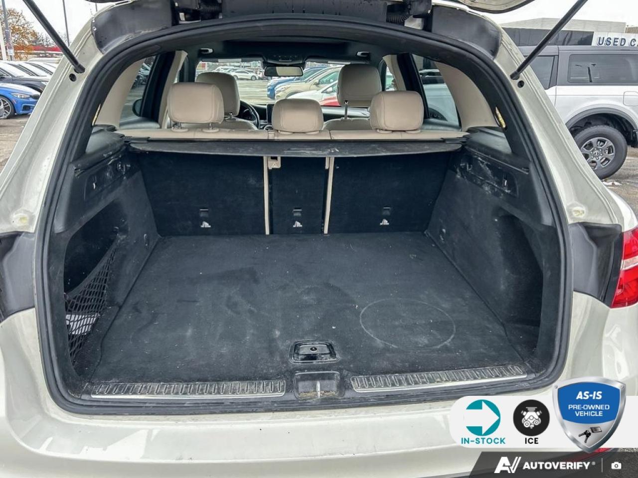 2019 Mercedes GLC 300 4MATIC | ACCIDENT FREE Photo