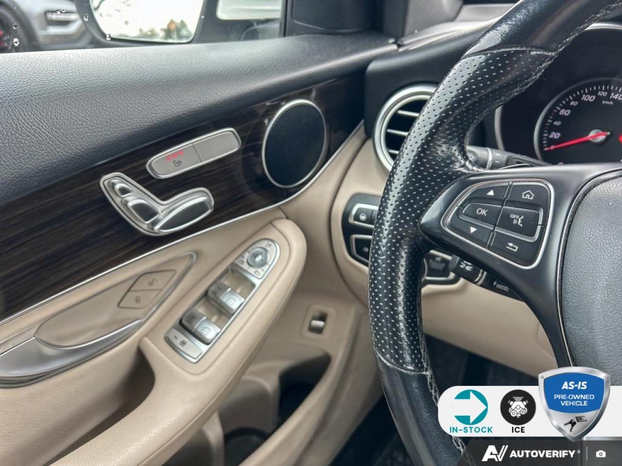 2019 Mercedes GLC 300 4MATIC | ACCIDENT FREE Photo