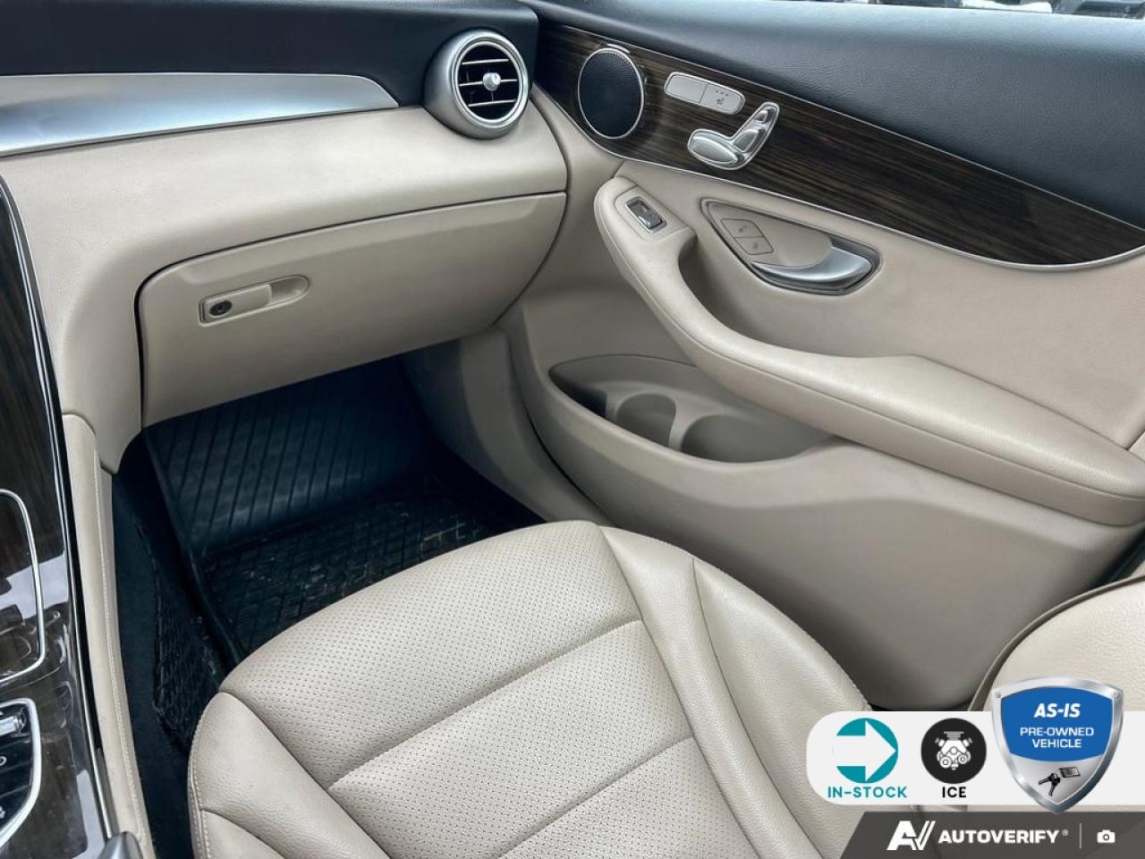 2019 Mercedes GLC 300 4MATIC | ACCIDENT FREE Photo