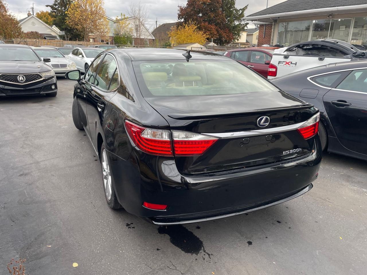 2013 Lexus ES 300 Hybrid *1 OWNER, HEATED SEAT & STEERING, SUNROOF* - Photo #7