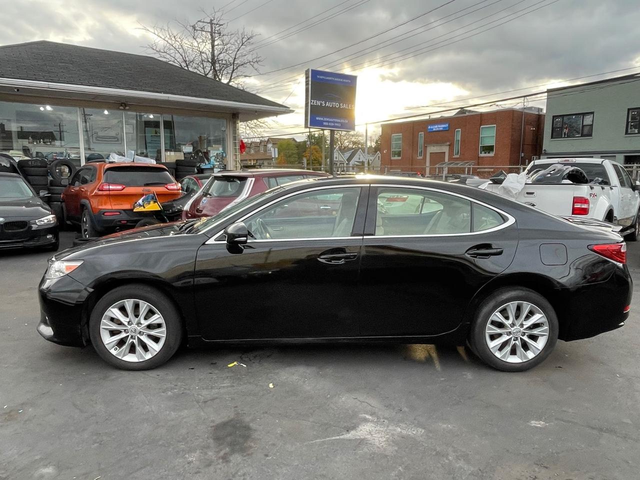 2013 Lexus ES 300 Hybrid *1 OWNER, HEATED SEAT & STEERING, SUNROOF* - Photo #8