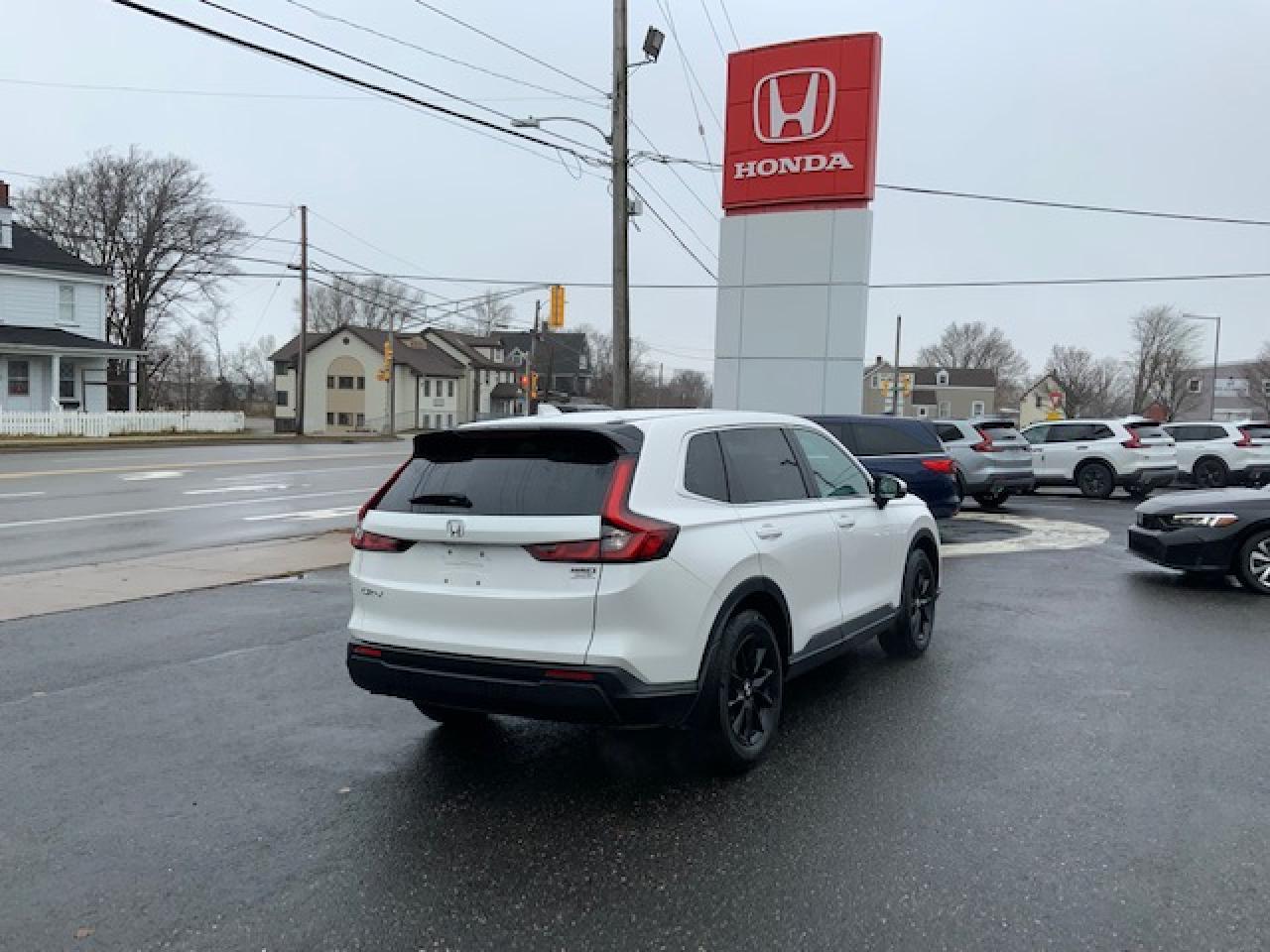 2025 Honda CR-V LX Photo