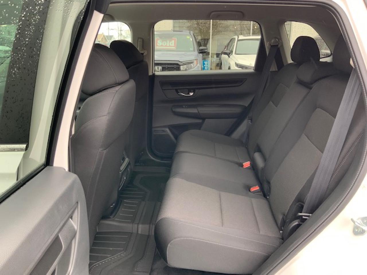 2025 Honda CR-V LX Photo