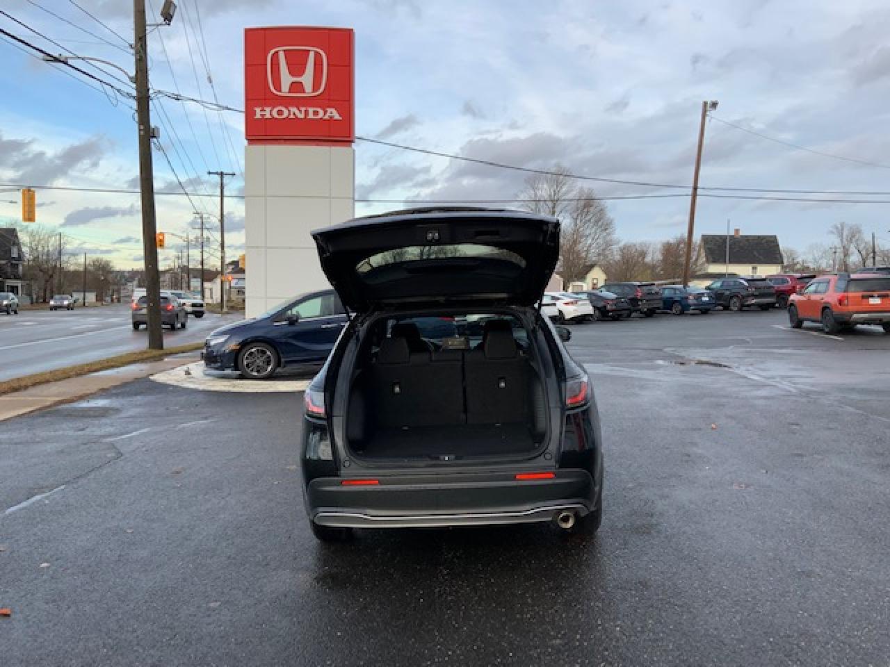 2023 Honda HR-V Sport Photo