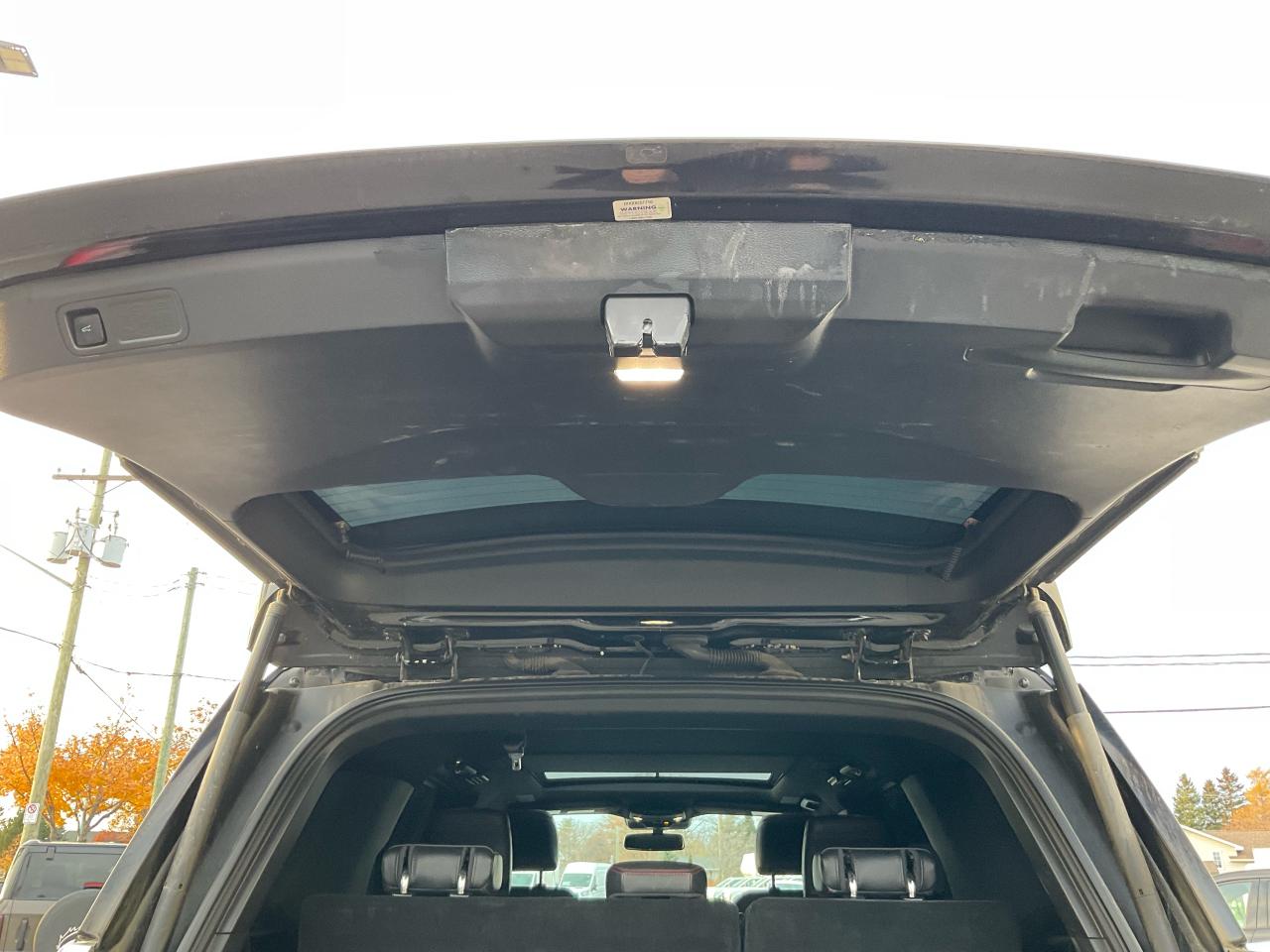 2023 Ford Expedition Limited  Photo5