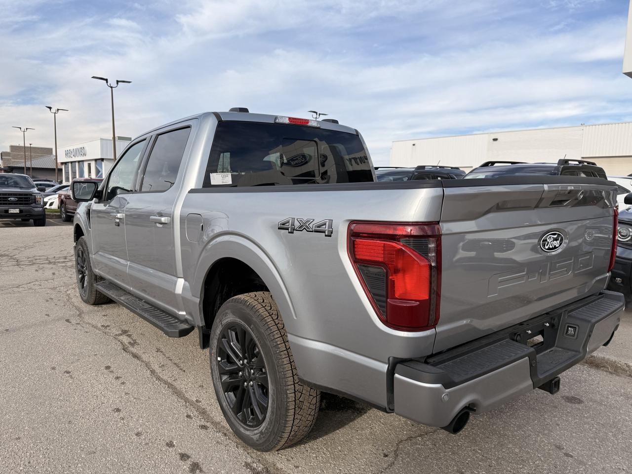 2025 Ford F-150 XLT Photo4