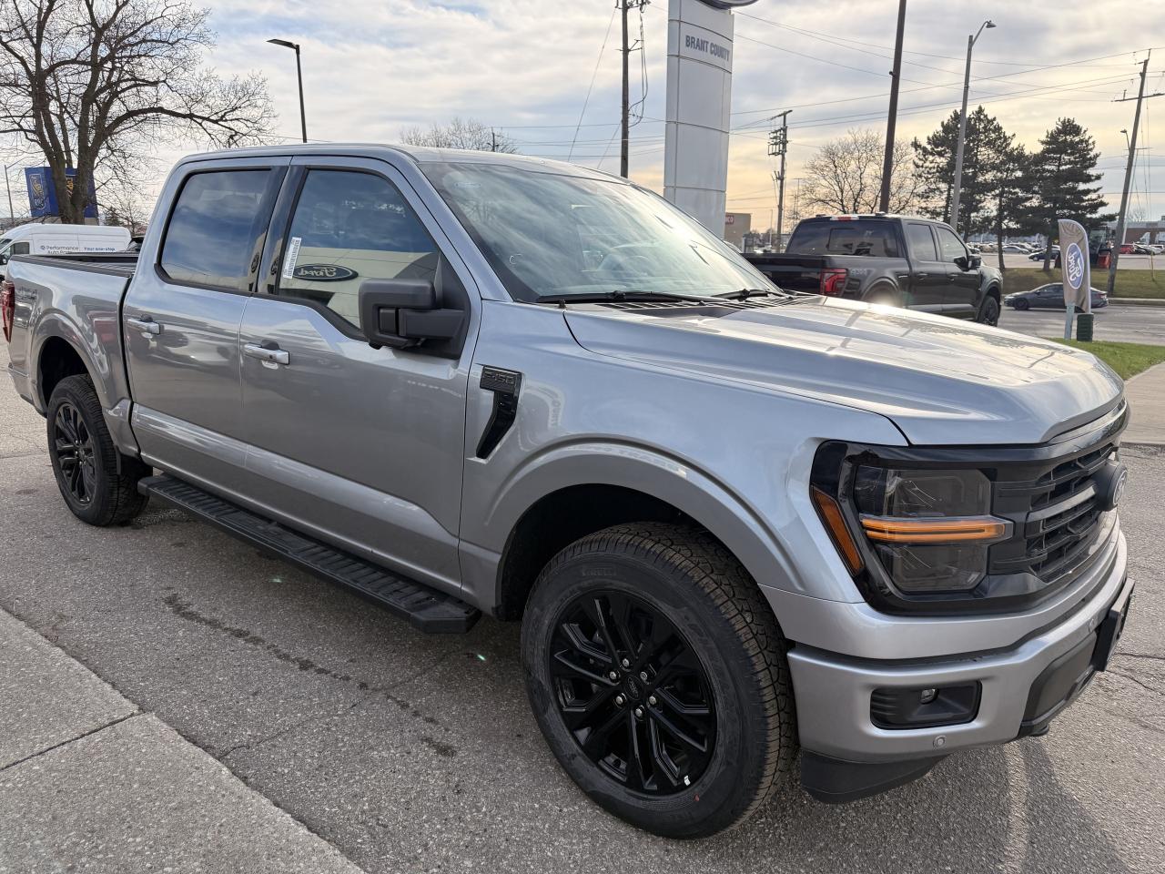 2025 Ford F-150 XLT Photo3